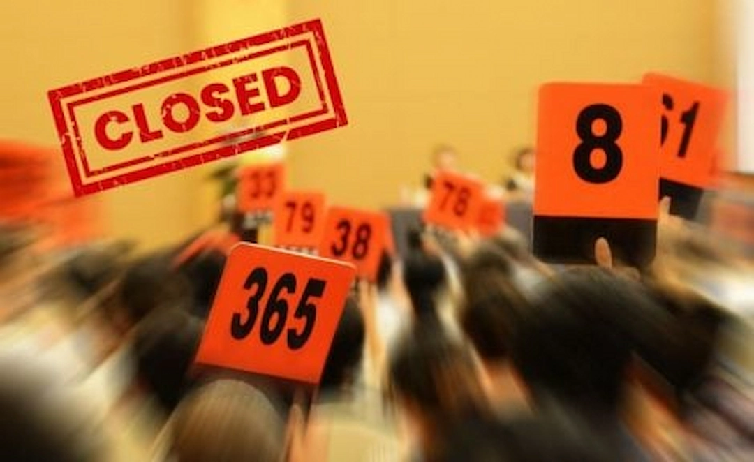 مزایده چیست؟ تعریف، شرایط، انواع و قوانین آن